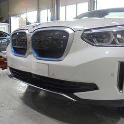 bmw ix3 전기배선으로 정비합니다