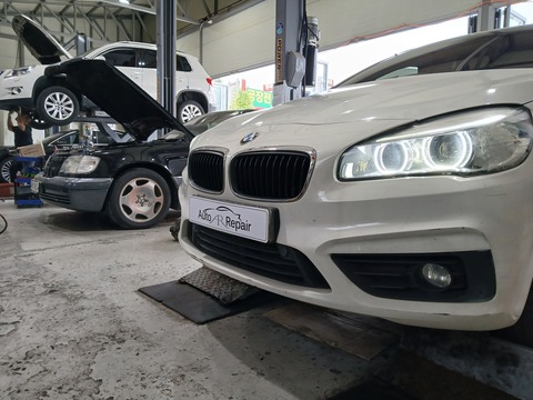 BMW 사이드브레이크작동불량으로 정비